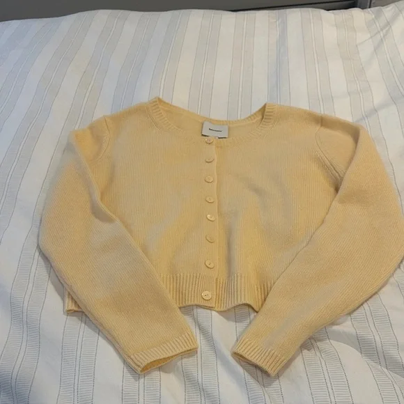 Reformation Clara Cashmere Crew Cardigan in Parmesan. Size Small. - Picture 3 of 7